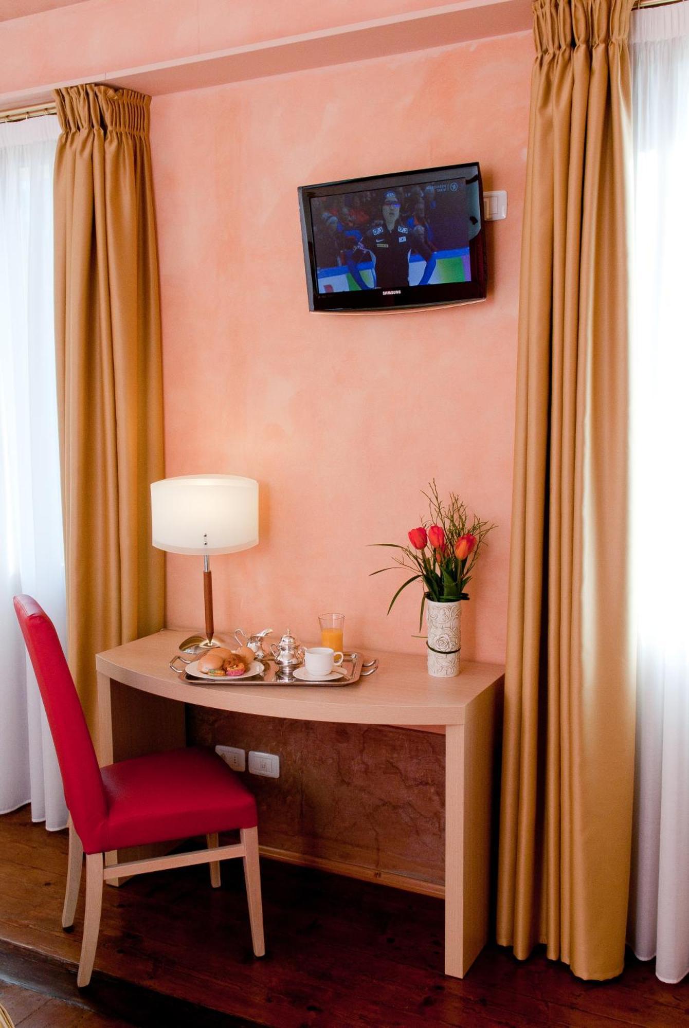 Hotel Villa Maternini Vazzola Zimmer foto